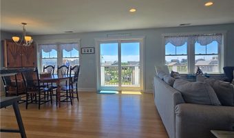 9 Arbeth Rd, Narragansett, RI 02879
