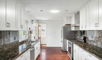 1958 Lejos Dr, Escondido, CA 92025