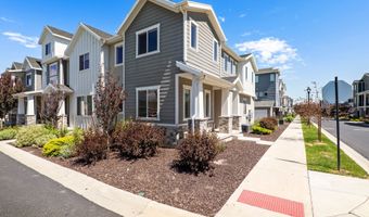 1242 W SADDLEBRED Way, Bluffdale, UT 84065