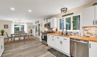 52 Meadow Ln, Belmont, NH 03220