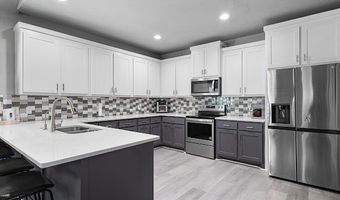 207 N Hubbard St, Alvord, TX 76225