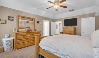 252 Hawthorn Ln, Barnegat, NJ 08005