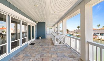 134 Bay Harbor Dr, Aransas Pass, TX 78336