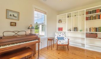 1508 Sugarhouse Rd, Burke, VT 05832