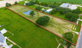 12211 Veterans Memorial Dr, Abbeville, LA 70510