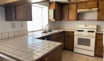 15576 Washoan Rd, Apple Valley, CA 92307