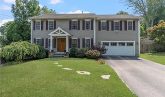 16 Taylor Ln, Warwick, RI 02886