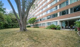 1210 N TAFT St 504, Arlington, VA 22201