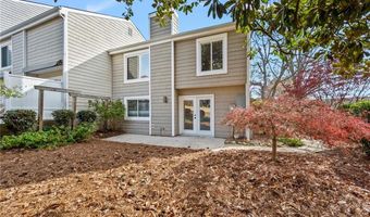 169 Golfview Dr, Advance, NC 27006