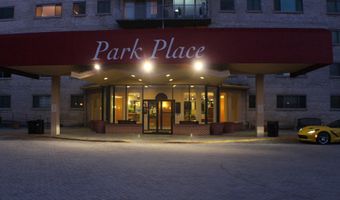 2500 N VAN DORN St 316, Alexandria, VA 22302