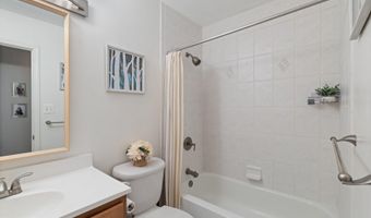 304- G HILLTOP Ln, Annapolis, MD 21403