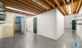 515 N Splitrock Blvd 4, Brandon, SD 57005