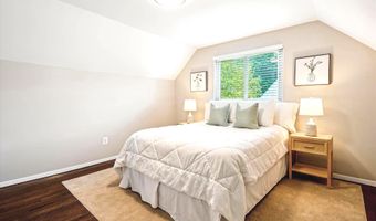 132 N GLADDEN St N, Alexandria, VA 22304