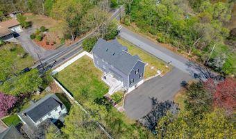 32 Allen Rd, Billerica, MA 01821