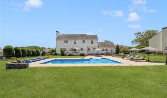 279 Alpine Estates Dr, Cranston, RI 02921