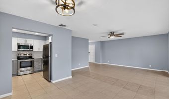 423 Pine Tree Ct 23, Atlantis, FL 33462