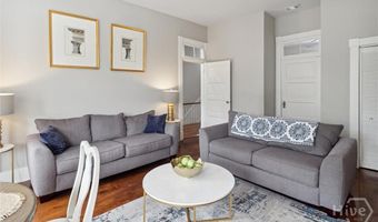 418 E Waldburg St A & B, Savannah, GA 31401