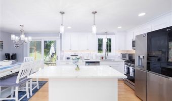 1 Grant Dr, Coventry, RI 02816