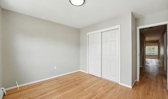 16 OAK St, Bayonne, NJ 07002