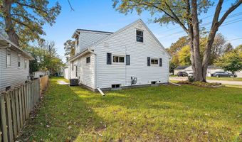 2500 S JEFFERSON St, Appleton, WI 54915