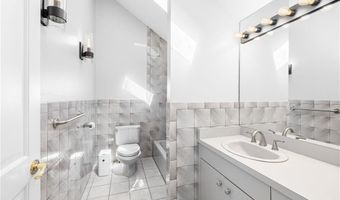 35 River Run, East Greenwich, RI 02818