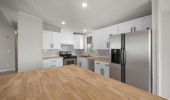 3500 S TOMAHAWK Rd 126, Apache Junction, AZ 85119