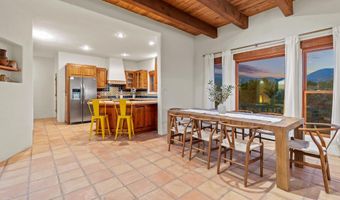 206 Hondo Seco Rd, Arroyo Seco, NM 87514