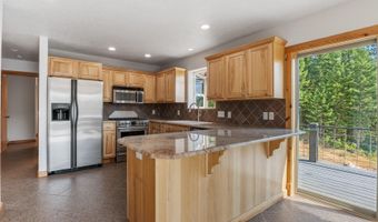 671 Kelso Woods Dr, Athol, ID 83801