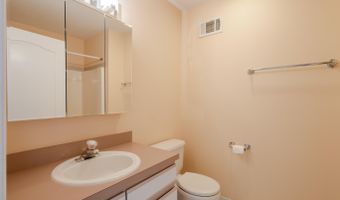 29 Lorenzo Ct, Aberdeen, NJ 07747