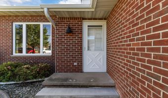 N308 EASTOWNE Court, Appleton, WI 54915