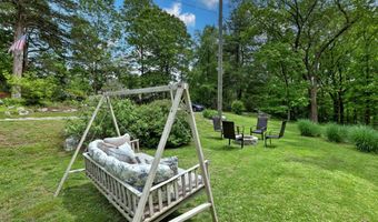 8 Whippoorwill Ln, Bethany, CT 06524