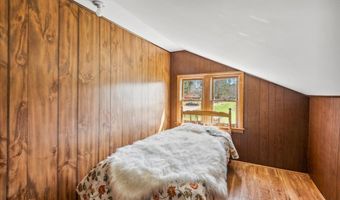 95 Bellwater Ave, Barton, VT 05822