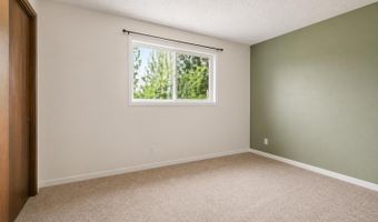 656 E Thornton Lake Dr NW, Albany, OR 97321