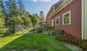 212 Vickery Rd, Auburn, ME 04210