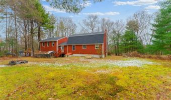 215 Fenner Hill Rd, Hopkinton, RI 02832