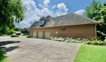 1689 Peppertree Dr, Alcoa, TN 37701