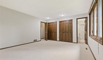 13789 Holyoke Ln, Apple Valley, MN 55124
