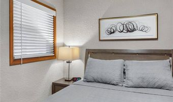 6 Connie Ln, Bella Vista, AR 72715