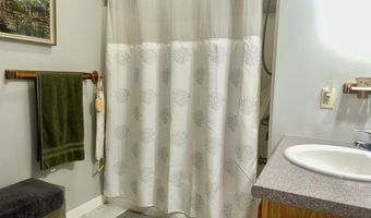 4 Bow Center Rd Unit B2, Bow, NH 03304