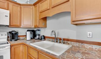 4031 Bank St, Bay St. Louis, MS 39520