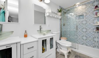 238 Forepeak Ave, Beachwood, NJ 08722