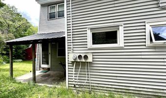 14 Parsons St, Colebrook, NH 03576