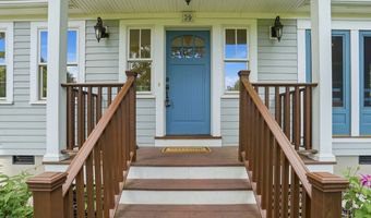39 Ethan Allen Dr, Acton, MA 01720