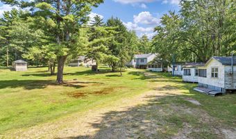 7 Roberts Cove Rd, Alton, NH 03809