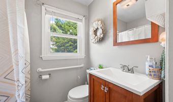 731 Wolcott Rd, Bristol, CT 06010