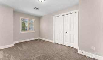 5231 W Morris Hill Rd, Boise, ID 83706