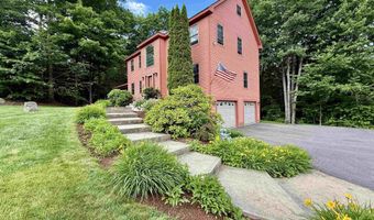 40 Lakewood Dr, Alton, NH 03810