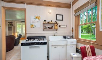 42986 N Lenora St, Antioch, IL 60002