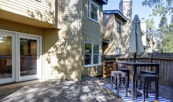 6410 E Northern Lights Blvd #6-J, Anchorage, AK 99504