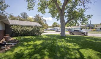 111 Valley Dr, Casper, WY 82604